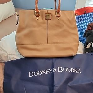 Dooney & Bourke large tan leather satchel very good condition